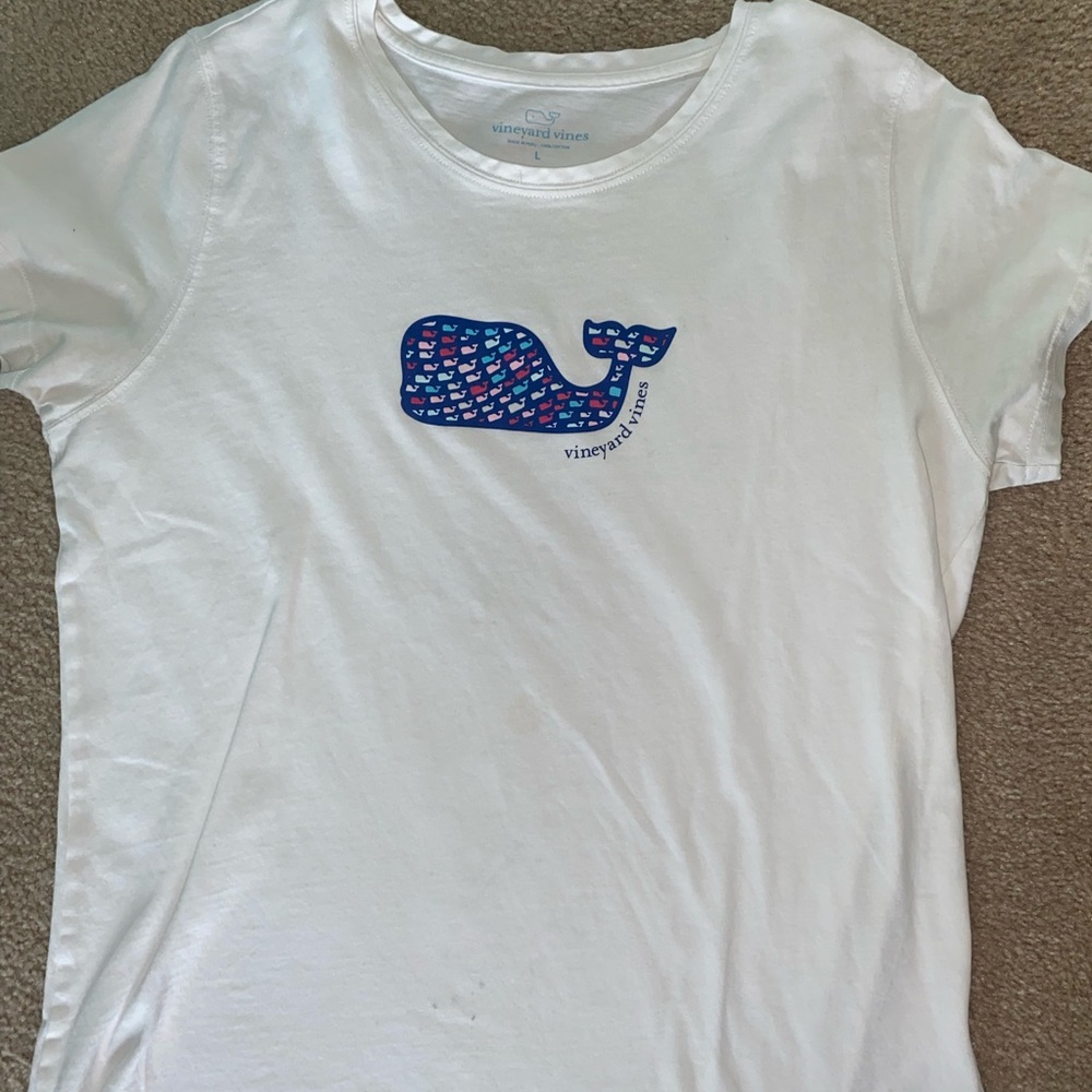 Vineyard Vines Whale Logo Tee